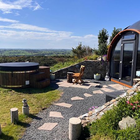 Hilltop Hideaway - Secluded Pod With Private Hot Tub ニューリー エクステリア 写真