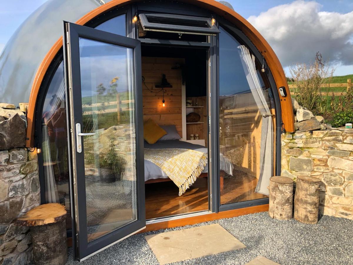 Hilltop Hideaway - Secluded Pod With Private Hot Tub ニューリー エクステリア 写真