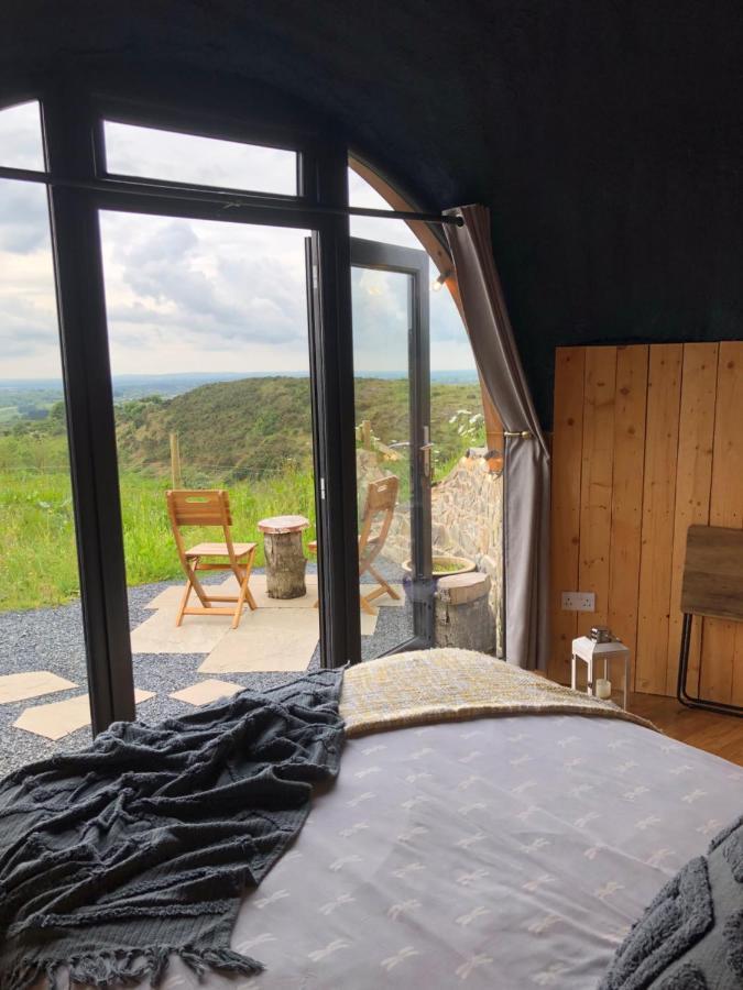 Hilltop Hideaway - Secluded Pod With Private Hot Tub ニューリー エクステリア 写真